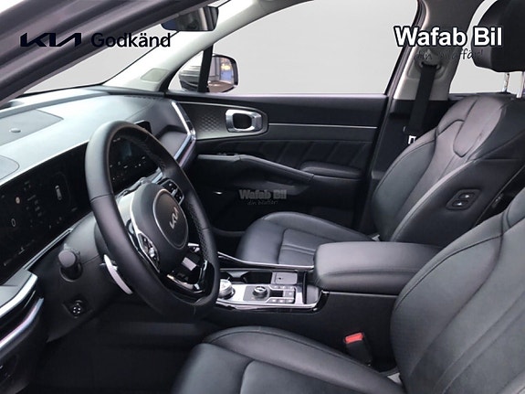 Kia Sorento 8 of 17