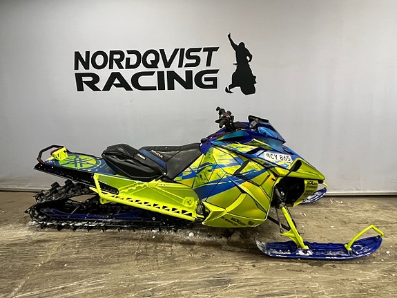 Yamaha Sidewinder M-TX 153" *Steg 4 Fri frakt