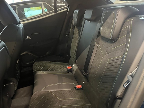 Peugeot 2008 8 of 16