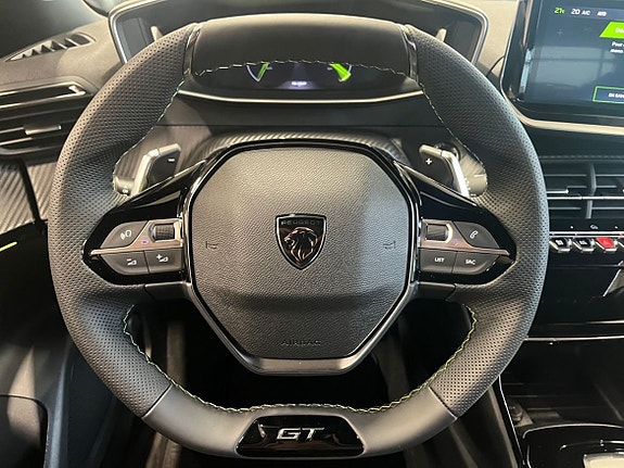 Peugeot 2008 10 of 16
