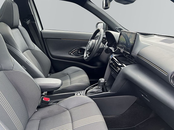 Toyota Yaris Cross 6 of 15