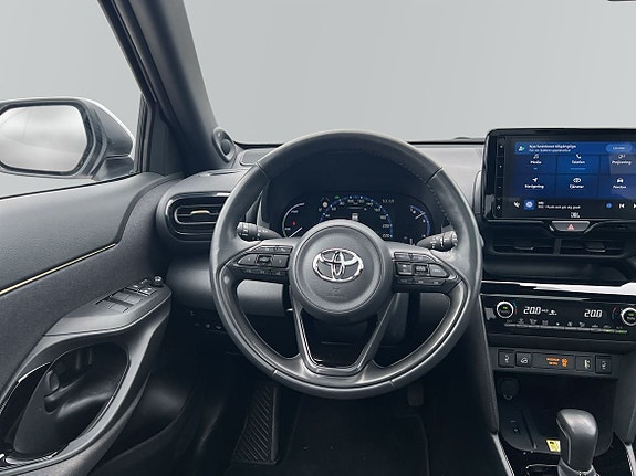 Toyota Yaris Cross 10 of 15