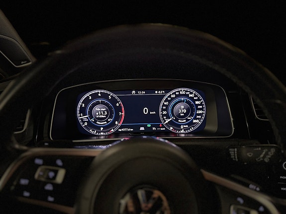 Volkswagen Golf VII 12 of 17