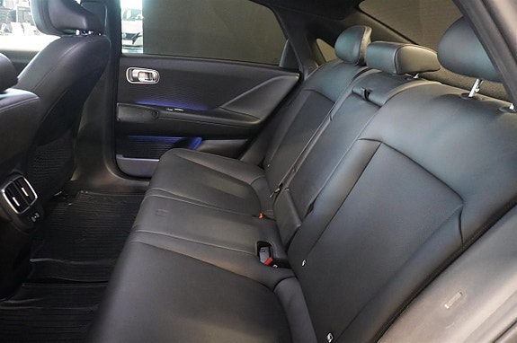 Hyundai Ioniq 6 11 of 17