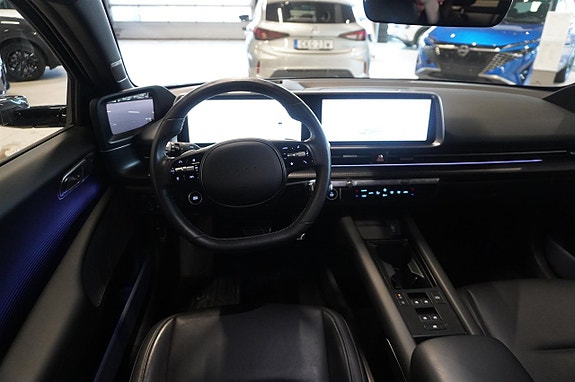Hyundai Ioniq 6 2 of 17