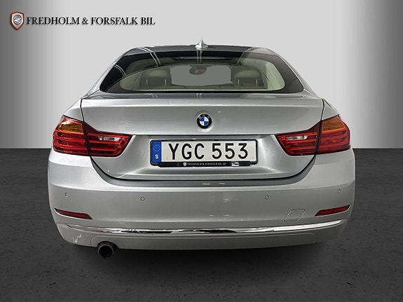 BMW 418d 4 of 5