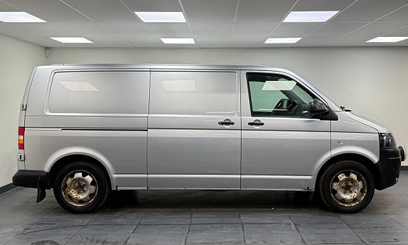Volkswagen Transporter - 2