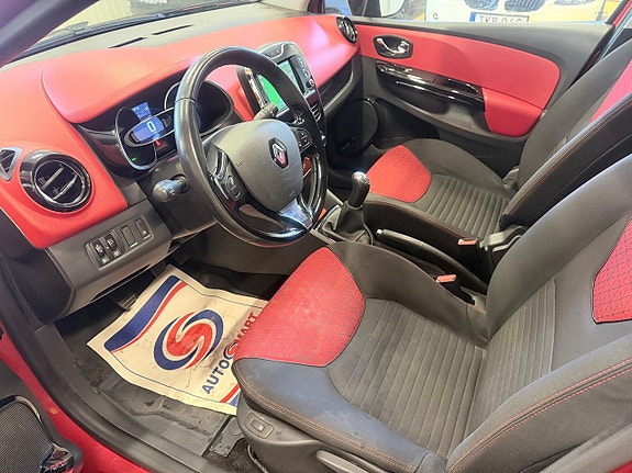 Renault Clio 9 of 15