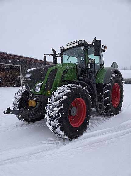 Fendt 828 Vario med Front Lyft/PTO