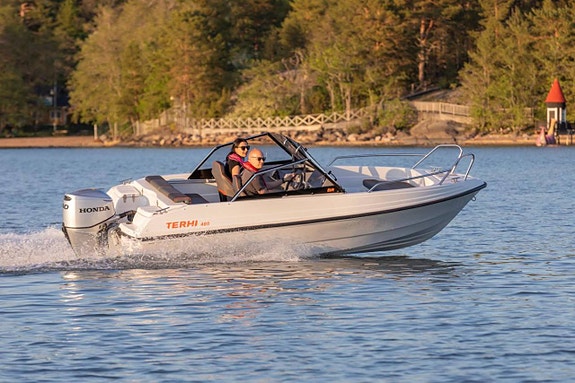 Terhi 480 BR / Honda 60hk / Komfortpaket / 2026