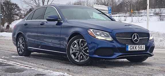 Mercedes-Benz C300 7 of 27