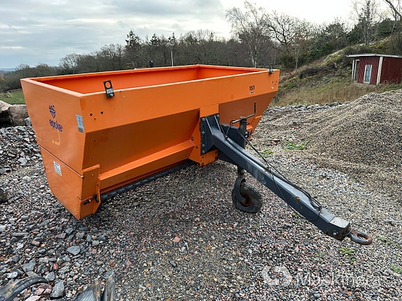 Sandspridare bogserbar Epoke SKE20