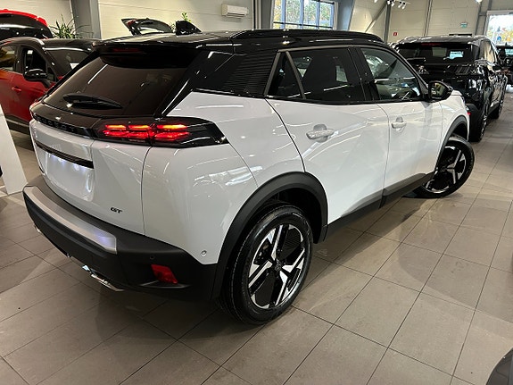 Peugeot 2008 5 of 5