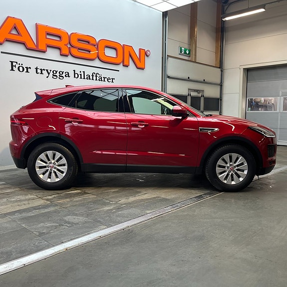 Jaguar E-PACE 4 of 12