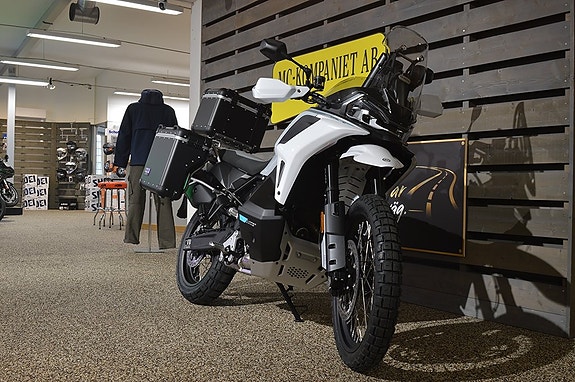 CFMOTO 1000 MT-X Kampanj ink väskor 2 of 13