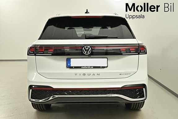 Volkswagen Tiguan 6 of 10