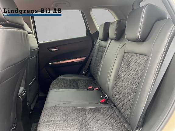 Suzuki Vitara 10 of 11
