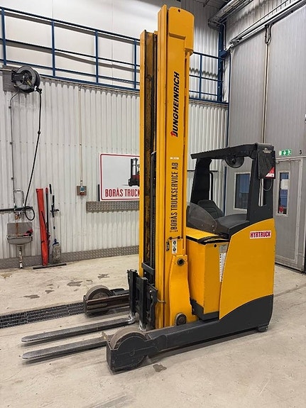 Jungheinrich truck ETV 325