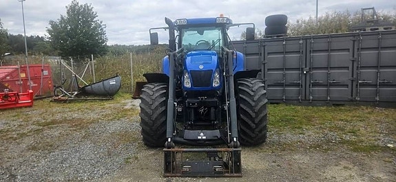 New Holland TVT 190 Frontlyft lastare 5 of 7