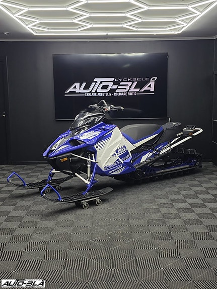 Yamaha Sidewinder MTX 162 SE