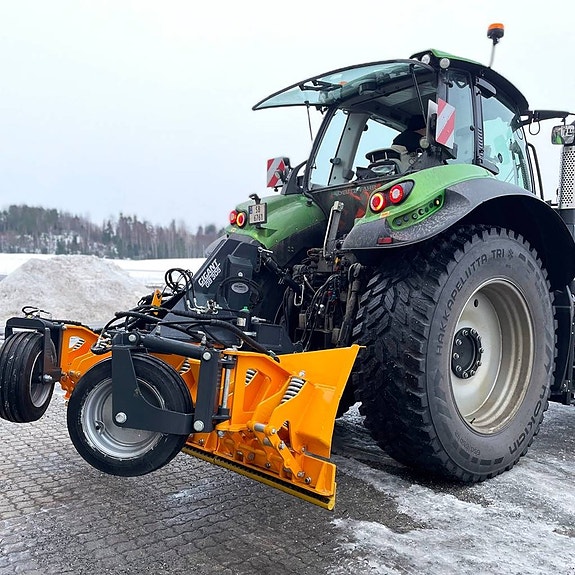 Mustang GB-305 planeringsskär / vägskrapa