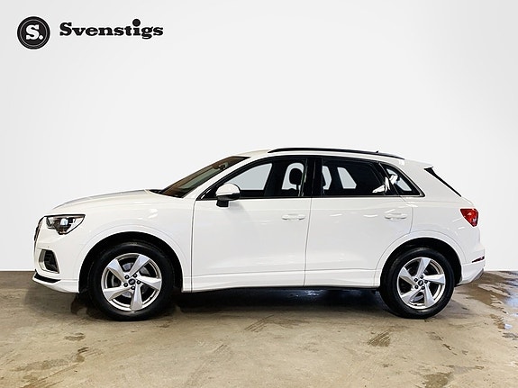 Audi Q3 3 of 5