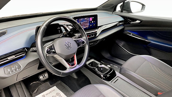Volkswagen ID.4 GTX 7 of 12