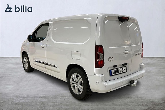 Toyota Proace City 2 of 5