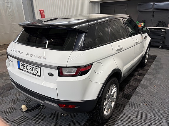 Land Rover Range Rover Evoque 3 of 5