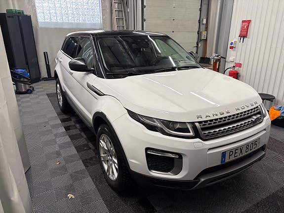 Land Rover Range Rover Evoque 5 of 5