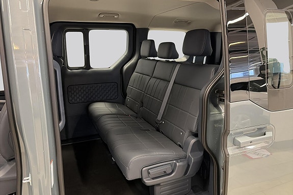 Kia PV5 9 of 18