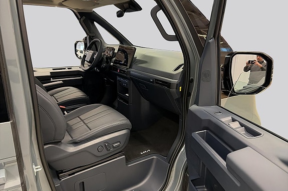 Kia PV5 16 of 18