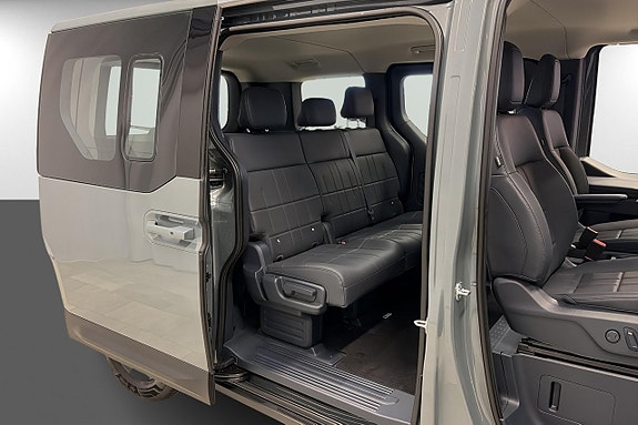 Kia PV5 17 of 18