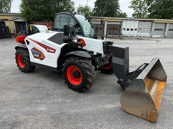 Teleskoplastare BOBCAT T35.105LRB 4 of 11