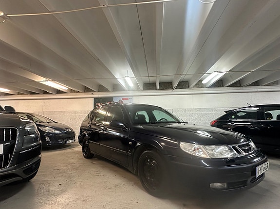 Saab 9-5 2 of 13
