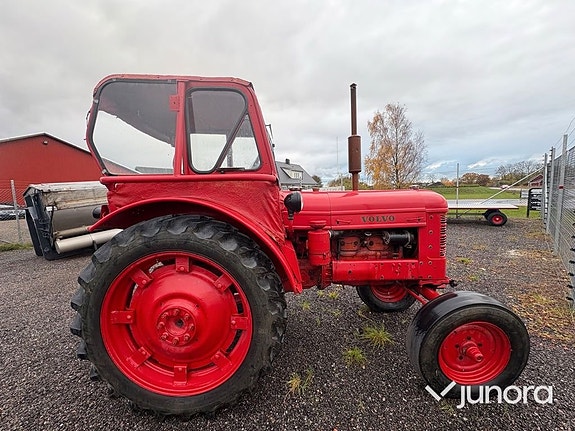 Traktor - Volvo T33, Perkins L4-diesel 6 of 30