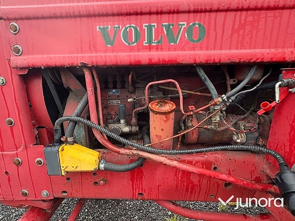 Traktor - Volvo T33, Perkins L4-diesel 28 of 30