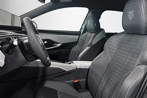 Peugeot 5008 5 of 5
