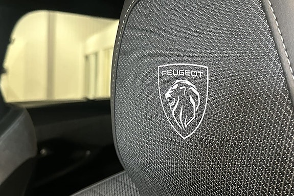 Peugeot 5008 12 of 15
