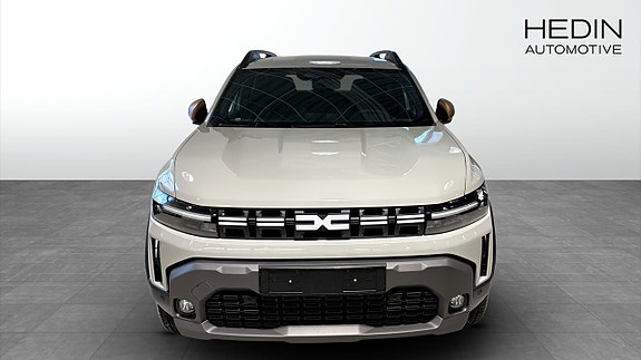 Dacia Duster 2 of 5