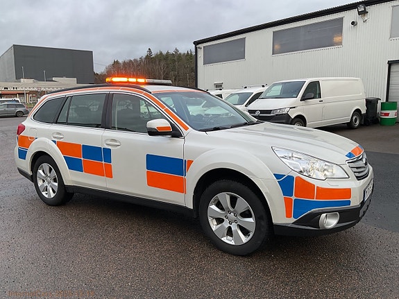 Subaru Outback 3 of 5