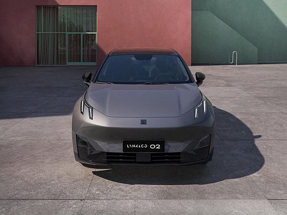 Lynk & Co 02 3 of 10