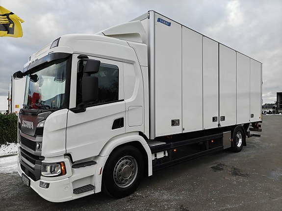 Scania P250 4x2 Skåpbil