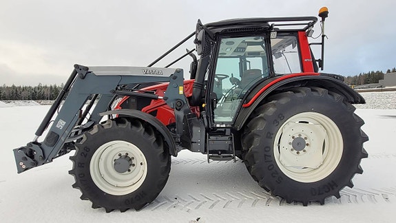Valtra N113 / Twintrac / Lastare / Skogshytt