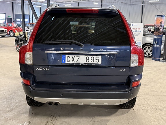 Volvo XC90 4 of 11