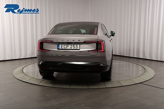 Volvo ES90 16 of 25