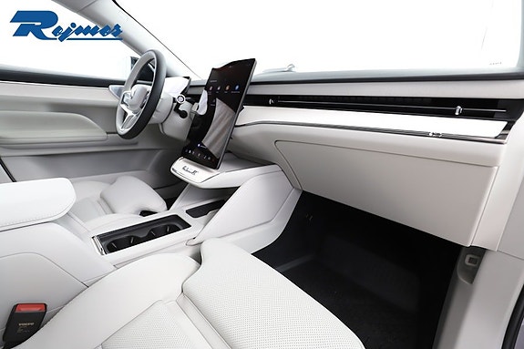 Volvo ES90 5 of 5