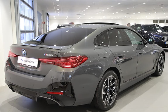 BMW i4 7 of 16