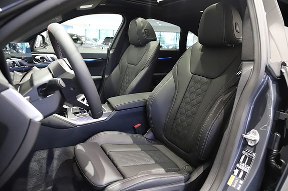 BMW i4 8 of 16
