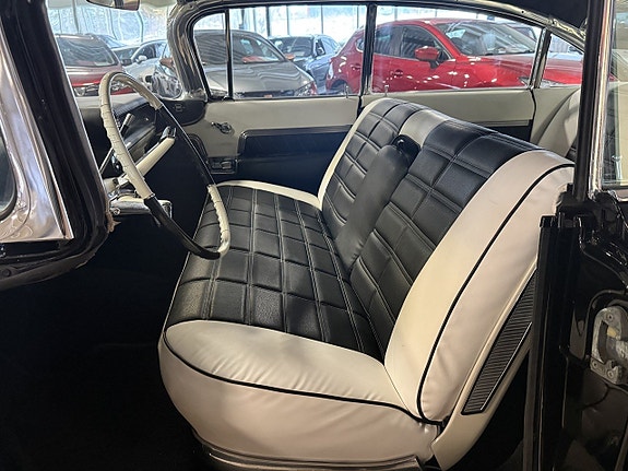 Cadillac Deville 9 of 19